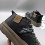 High-Top Men's Leather oes Comfortable Breathable Spor Casual Sneakers Mid-Top Board oes Trendy Brand High Sensation