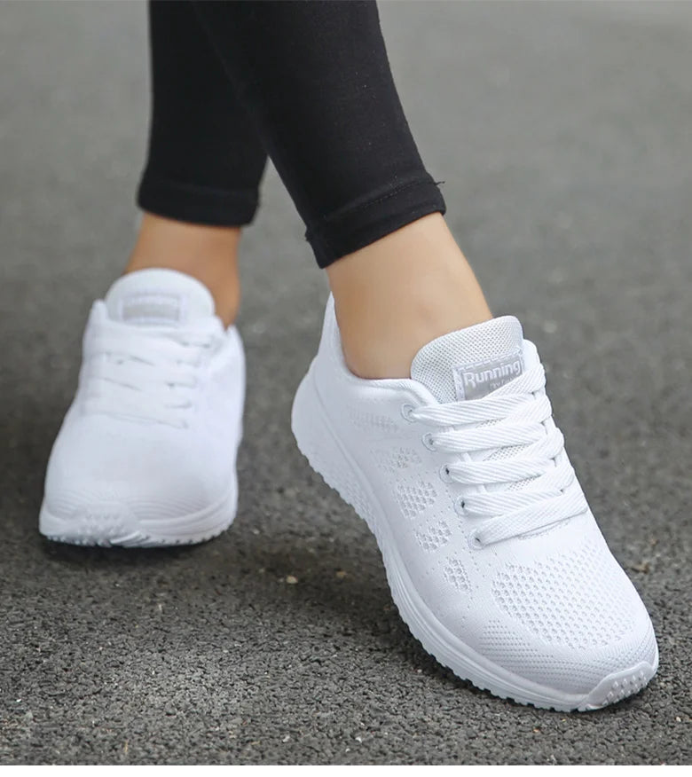 Women Sports Shoes 2023 Trends Sneakers Women Light Sport Sneaker Breathable Casual Shoes For Women White Tennis Female Footwear