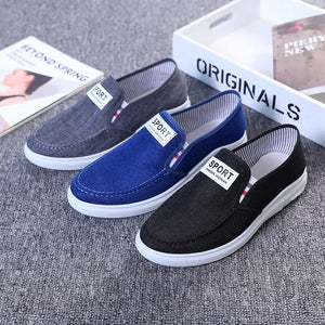 2025 Men Casual Shoes Slip on Canvas Fashion Sneakers Breathable Summer Walking Loafers Non Slip Comfortable Youth Skate Flats