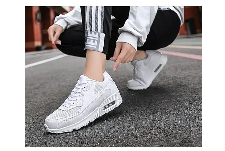 Men's Casual Breathable oes Women's Sneakers Air Cuion Comfortable Faionable round Toe Low Heel Rubber Outsole oes